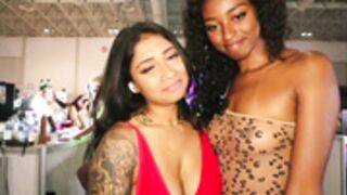 jada_valentine and sweetkarmababy make out