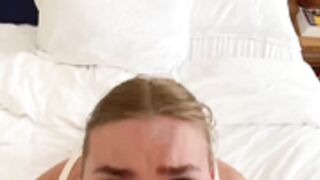 Halli_n_lover - Quick Blowjob On Bed