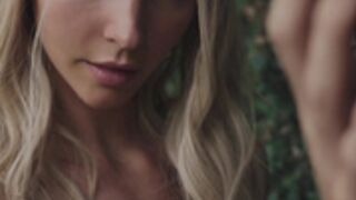 Blonde Rachel cook