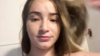 pilimartinez22 doggy spreading ass