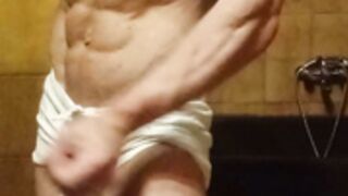 Branka flexes