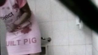 Espiando a mama en la regadera