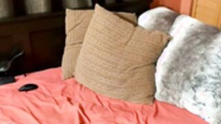 Monica Leigh - Giant Dildo in Ass