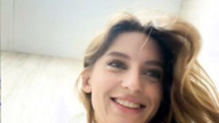 AngelAri- squirt pee 2026-02-13