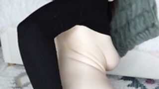 Elise Laurenne fuck machine anal