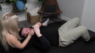 Kinky_Mistress2021 - Mixed Wrestling, Face Sitting