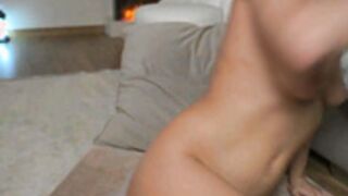 Ella_Twinkle fingers and inserts domi in her rear