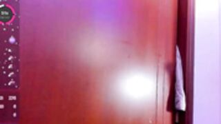 He1dy shower show at home