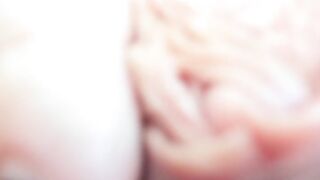 Kiarose closeup of her clit and spreading