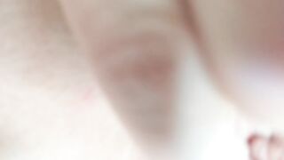 Kiarose closeup of her clit and spreading