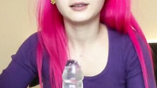 Emma Fiore - Drills her ass with a dildo