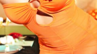 _Meganmeow_ 2024-11-03 halloween kitchen cooking pt1