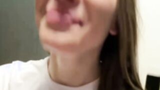 barbiehumpxxx suck stranger cock