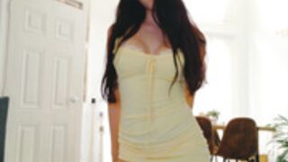 Grettabenett handbra and playing
