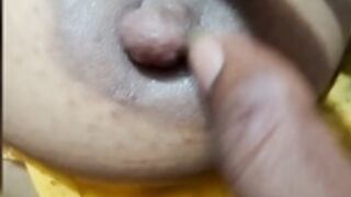 best zoom press aunty boobs milk pvt