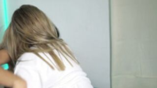 Alice live show anal getting fucked masturbating