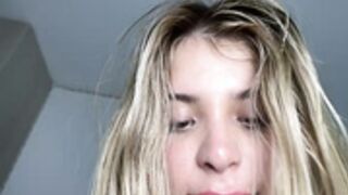 Alicee getting boobs sucked and bj to dildo _alice_