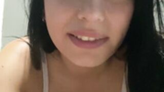 Luleta argentinian brunette