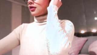 nina_mon_2025-12-16_04-41-19_074