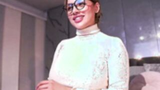 nina_mon_2025-12-16_04-41-19_074