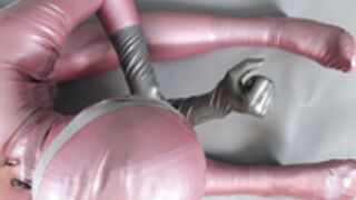 niki - Latex Sweat drop