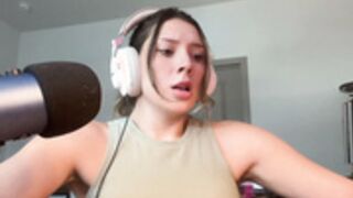 Uptight Streamer turned into Bimbo - Asher Eden