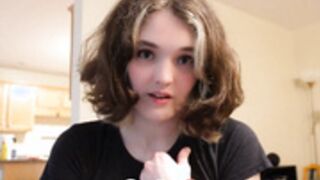 giantess friend butt slave