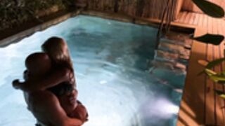 Sienna Day, Johnny Sins - Fucking In The Pool On Vacati