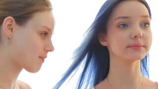 xiaobrunscheen first day girl girl kissing