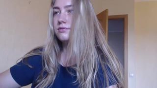 awesomegirl38_08082017_0737_female_Chaturbate