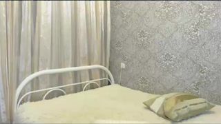 HugeTittiesGerda Shows Off Her Tits