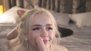 alissa_wxw 039 suck dildo
