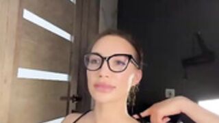 Vivien_ fingering 2025-01-25