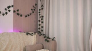 EdithGalpin dancing and teasing