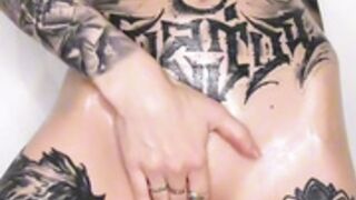 lilukayden Oil my body in buth\ wash it off