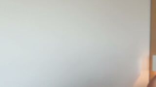 Raissa Bellini And Sara Retali - Threesome With Rocket