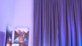 Telladreamer_ riding pillow and applying fake tattoos