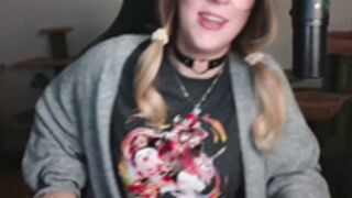 alexa_dream fully naked in low angle