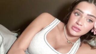 xoharperr 0701 showing tits