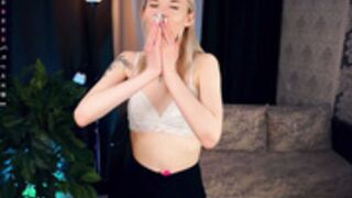 breckbunyard - enjoying lush, sexy moaning