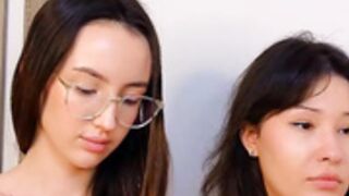 wiloneakerley - pussy play, scissor