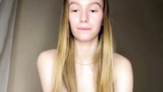 Antionettepulgarin topless 22.02.26