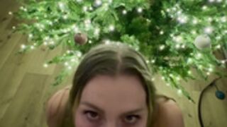 Lana Roosje Christmas Blowjob