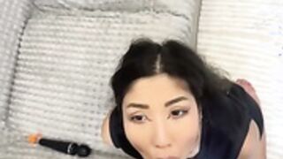 Lean_lie8 blowjob and pussy fingering