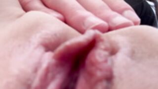 annaplusone pussy play outside