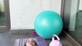 Lauren111 Workout and masturbation