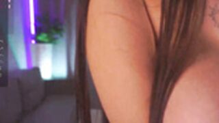 anuricbriny Chaturbate 2025-12-04_03-07-47