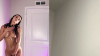 Sasha_Long13 oiling and moaning