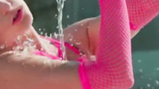 Nikki Knightly Smoke Bomb3