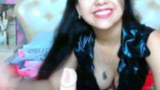 SwPrincezz sucks and tittyfucks her dildo